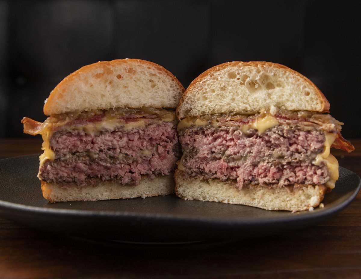 Blend de carnes do Alys Burger